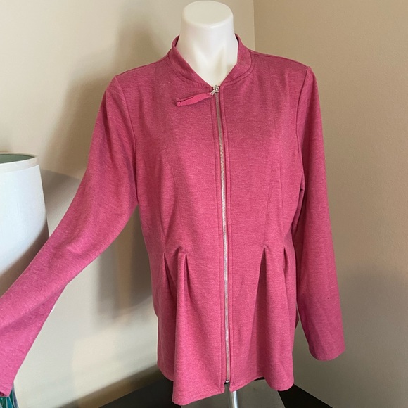 LOGO by Lori Goldstein Jackets & Blazers - Logo by Lori Goldstein large peplum zip front jacket